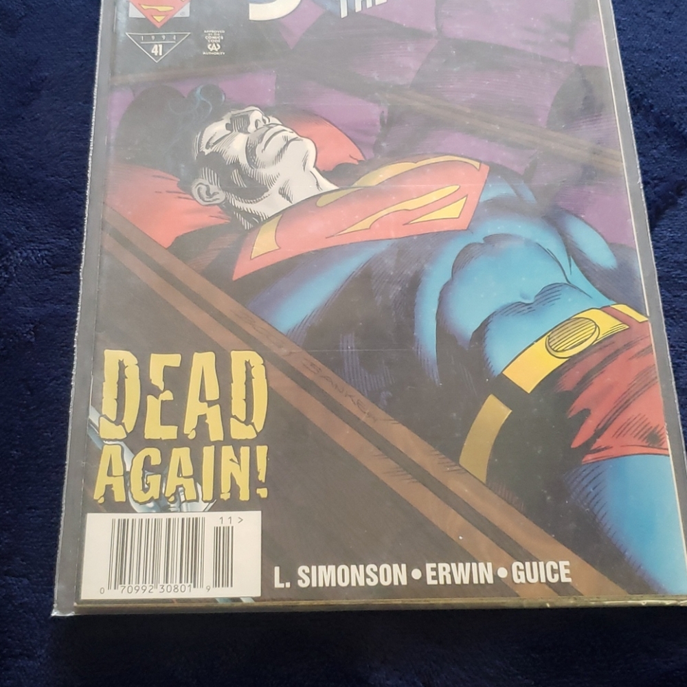 DC Comic - Picture 3 of 4